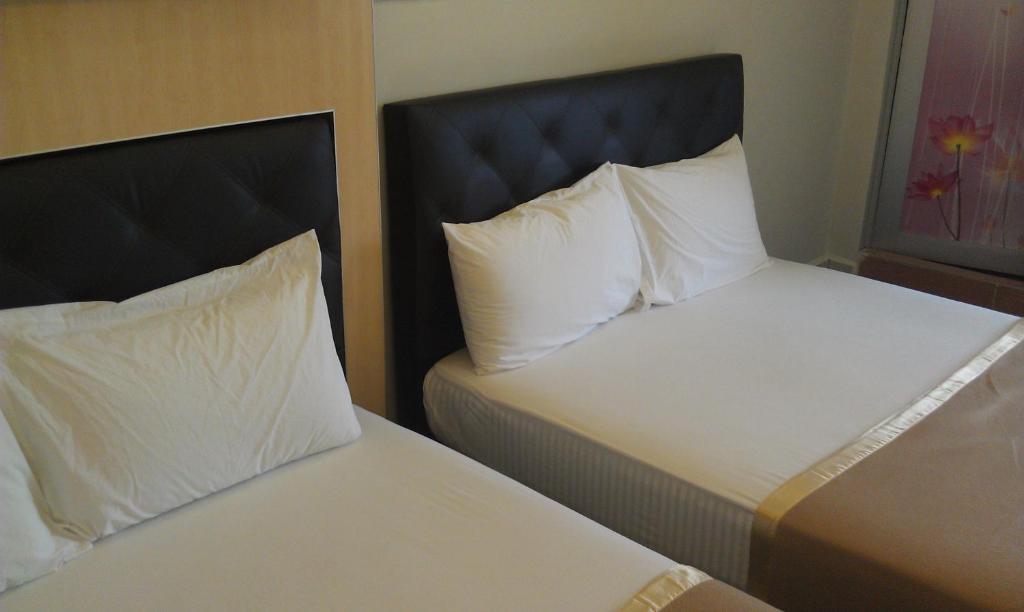 Business Hotel 3*